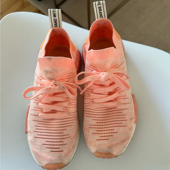 Adidas Originals Women’s NMD R1 Boost Orange shoes size 7 - Picture 3 of 7
